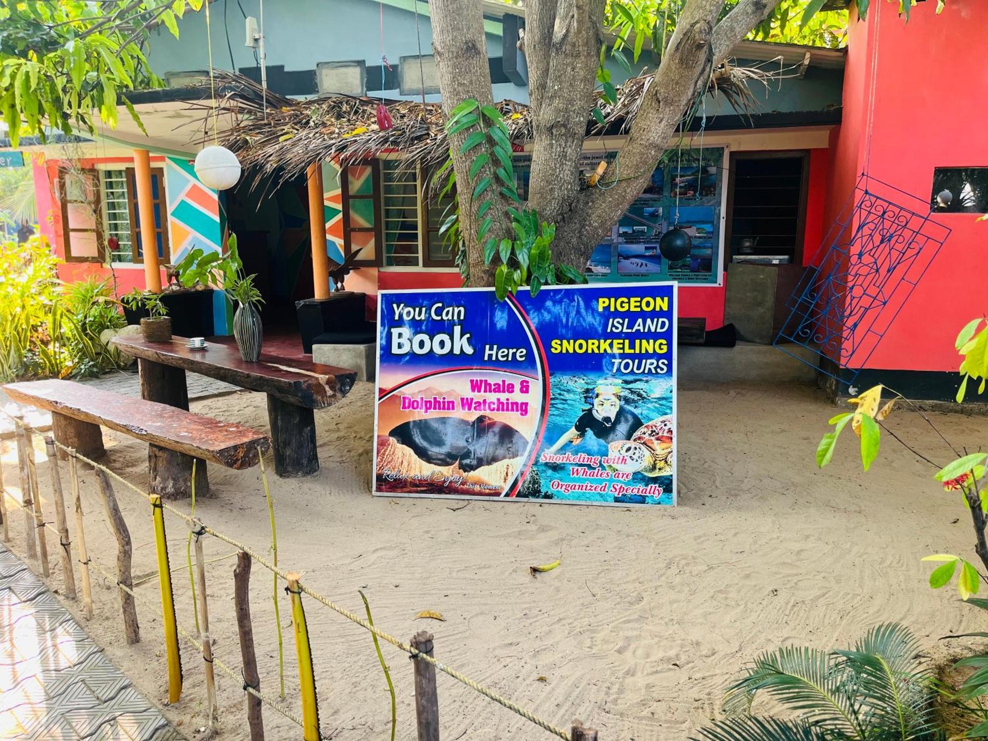 Lobster Inn Trincomalee Exterior photo